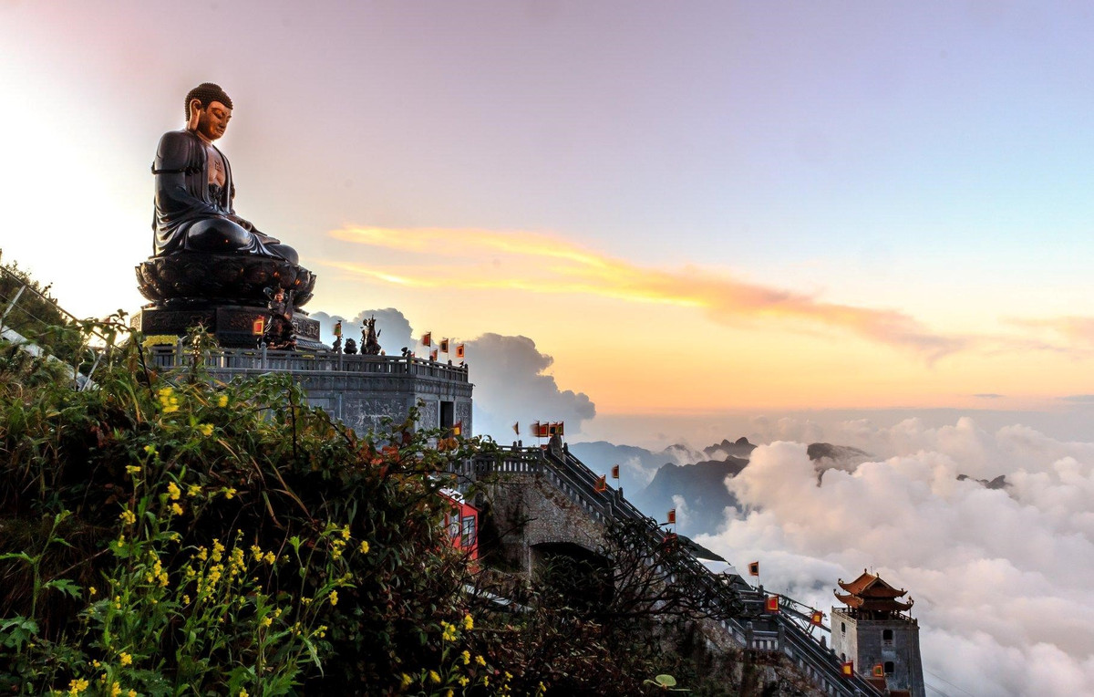 Ve cap treo giam nua, khong nen bo qua nhung trai nghiem tuyet dinh o Fansipan-Hinh-4