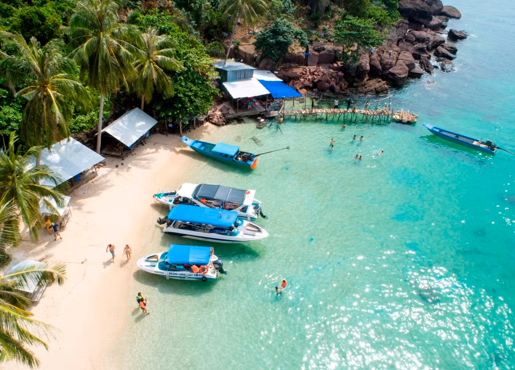 Nam dao: Loi giai cho bai toan phat trien cua thien duong Phu Quoc