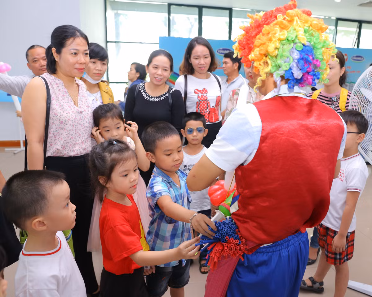 Da Nang to chuc ngay hoi sua hoc duong cho tre em mam non-Hinh-11