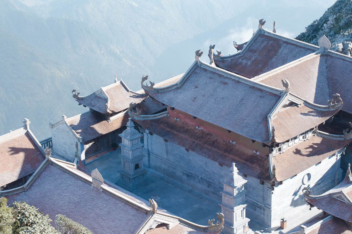 Ve dep cua “dinh nui bac” Fansipan trong mua dong-Hinh-5