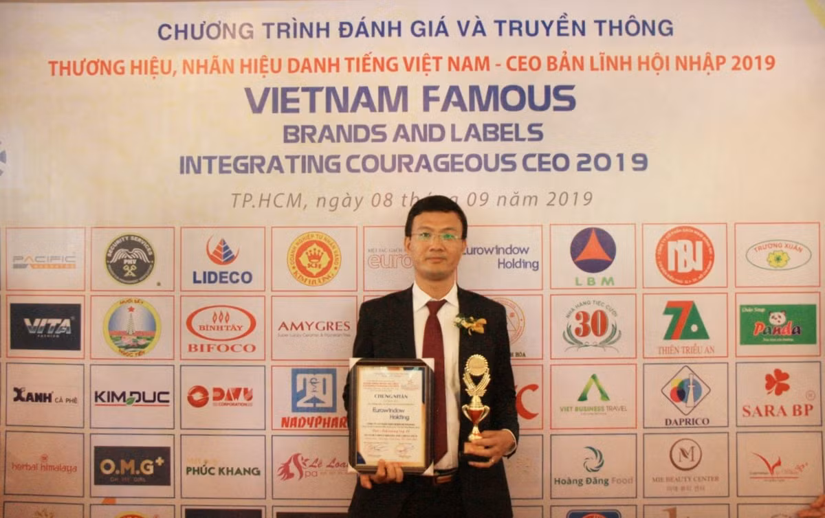 Eurowindow Holding dat Danh hieu Top 10 Thuong hieu, Nhan hieu danh tieng Viet Nam 2019
