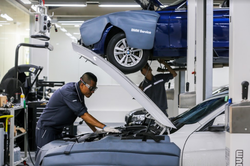 Chuong trinh tri an cuoi nam khach hang BMW va MINI-Hinh-2