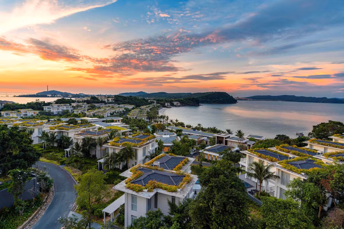 An tuong tu khu nghi duong nhan cung luc 3 giai thuong quoc te