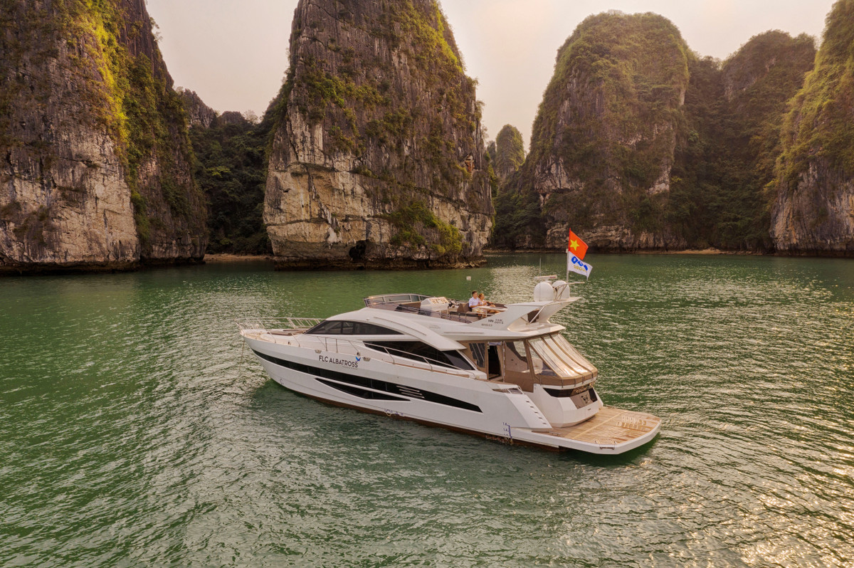 Toi Ha Long ngam mua dong ben vinh di san