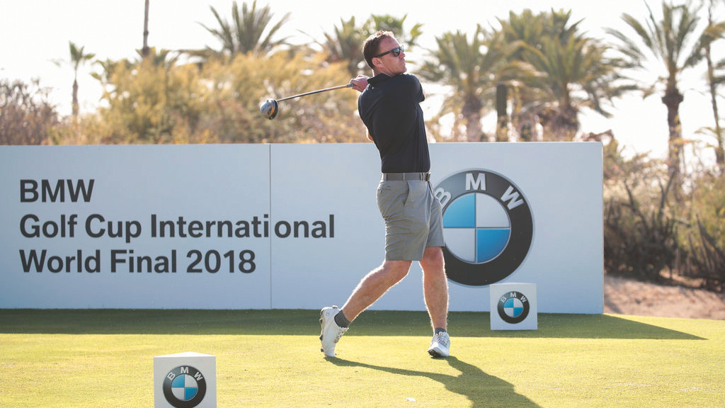 Tro thanh nguoi Viet Nam dau tien tham gia giai golf BMW toan cau