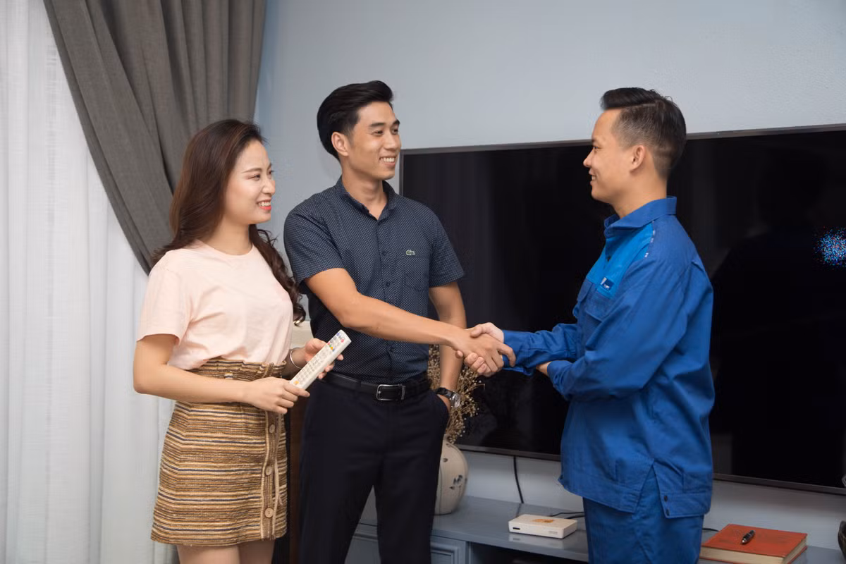 VNPT tang tivi SAMSUNG cho khach hang dang ky truyen hinh MyTV-Hinh-2