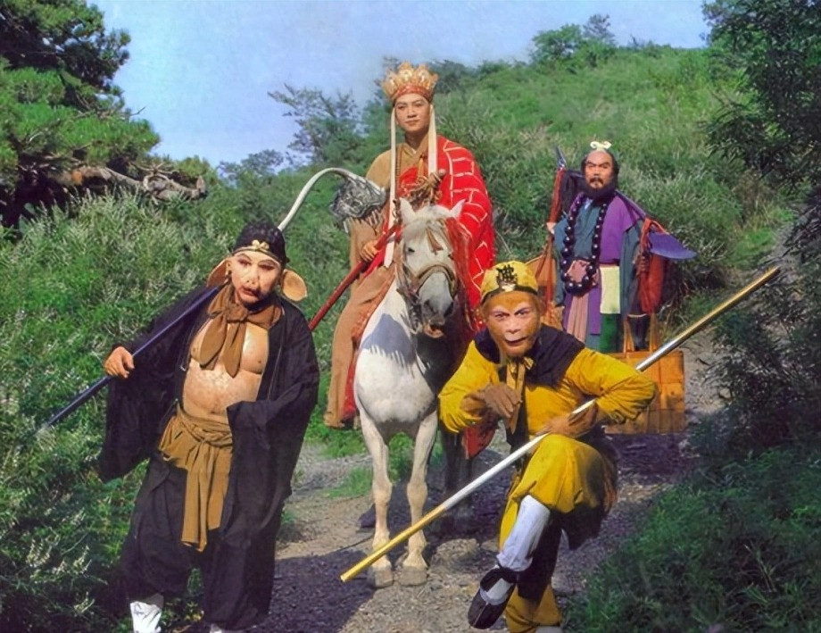 Trong tác phẩm "Tây Du Ký" của nhà văn Ngô Thừa Ân, thầy trò Đường Tăng đi thỉnh kinh gặp nhiều kiếp nạn do yêu quái gây ra. Trong đó, Tỳ Bà Tinh được xem là một trong những yêu quái lợi hại nhất.