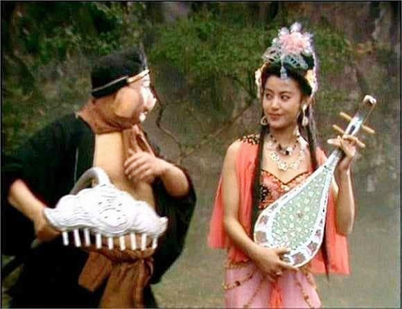 Với bản lĩnh cao cường, con bọ cạp đã xây Tỳ Bà Động ở Nữ Nhi Quốc sau khi trốn xuống trần. Suốt nhiều năm, nhưng người được Như Lai Phật Tổ cử đi đều không thể thu phục được Tỳ Bà Tinh.