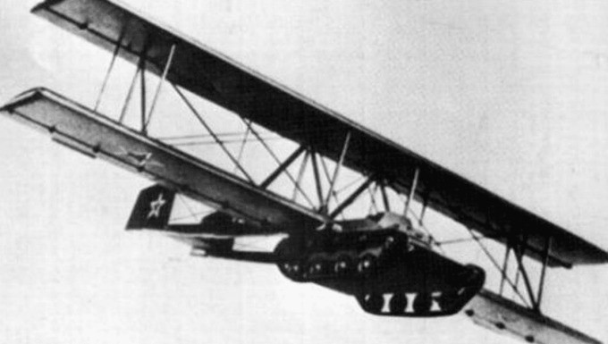 Giai ma du an xe tang bay cua Lien Xo