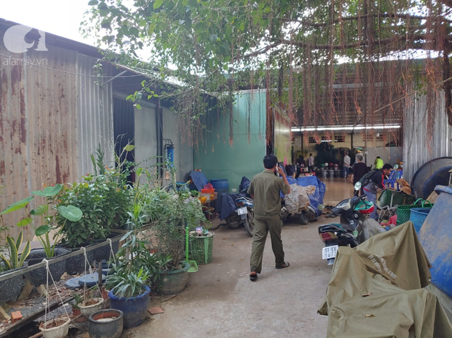 Bà Đoàn Thị Tuyết Mai và ông Võ Văn Thắng (cha, mẹ Diễm My) cho biết mong muốn thường xuyên tới nơi này thăm con, viếng tịnh thất và lấy làm tiếc sự cố không hay xảy ra vừa qua.