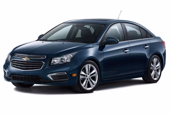 Chevrolet Cruze LTZ bản thứ 2 sử dụng động cơ 1.8L DOHC ECOTEC với van biến thiên (Variable Valve Timing - VVT), công suất 139 mã lực, mô-men xoắn cực đại176 Nm, đi kèm hộp số tự động 6 cấp.