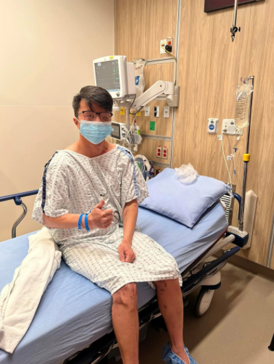  Thật sự không biết khi nào mới thật sự kết thúc, khi nào anh Nghiêm mới thôi phải chịu sự đau đớn. May mắn chi phí cho cuộc phẫu thuật vừa qua vẫn được bảo hiểm y tế chi trả, tuy nhiên kinh phí cho cuộc phẫu thuật ghép giác mạc và chỉnh hình trong tương lai thì gia đình phải tự lo liệu.