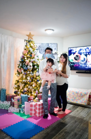 Chị Tammy cũng mong muốn anh Nghiêm luôn giữ tinh thần lạc quan hơn, cố gắng tiến về phía trước là chỗ dựa vững chắc cho cả 3 mẹ con. "Mình có thể không được may mắn như mọi người nhưng mình vẫn phải tiếp tục cố gắng để vun đắp cho gia đình nhỏ của mình". 