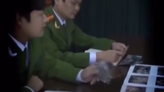 Các mối quan hệ xung quanh nạn nhân được rà soát, sàng lọc kỹ càng. Công an nhận định đối tượng gây án từ 1 đến 2 tên, trong đó có nữ giới tham gia. Giữa đối tượng gây án và nạn nhân có khả năng có quan hệ thân quen, hung khí sử dụng là dạng hung khí sắc.