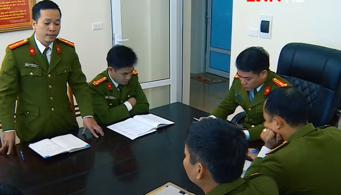 Quá trình tiến hành các hoạt động điều tra, xác minh được tổ chức trên địa bàn nhiều tỉnh phía Bắc và kéo dài đến tỉnh Thừa Thiên Huế, công sức đổ ra không kể siết bằng lời nhưng việc điều tra vẫn không có kết quả như mong đợi. Ngần đó thời gian, chưa bao giờ Ban giám đốc Công an tỉnh Yên Bái cảm thấy yên lòng, họ vẫn âm thầm áp dụng các biện pháp nghiệp vụ điều tra, làm rõ vụ án.