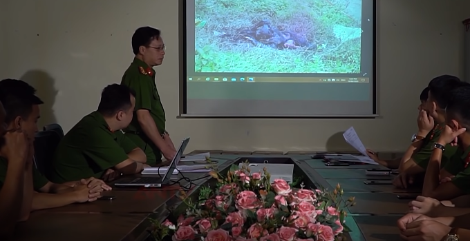 Sau khi tiếp nhận vụ việc, các trinh sát phòng Cảnh sát hình sự - Công an TP Hải Phòng đã chia ra nhiều mũi, tiến hành tìm kiếm thông tin, xác lập các mối quan hệ của nạn nhân. Qua đó đã xác định được hung thủ sát hại chị Hằng là Vũ Thế Thùy (SN 1989, trú tại thôn Đốc Hành, xã Toàn Thắng, huyện Tiên Lãng). Sau khi gây án, Thùy đã trốn khỏi địa phương và chuẩn bị bỏ trốn ra nước ngoài.