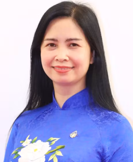 Chức vụ Đảng, chính quyền: Ủy viên Ban Chấp hành Đảng bộ Ngân hàng Chính sách xã hội Trung ương, Phó Tổng Giám đốc Ngân hàng Chính sách xã hội. Trình độ chuyên môn: Cử nhân Ngoại ngữ ngành tiếng Anh, Cử nhân Kinh tế ngành Tài chính - Ngân hàng, Thạc sỹ Kinh tế, Tiến sỹ Kinh tế. Trình độ lý luận chính trị: Cao cấp Lý luận Chính trị - Hành chính. 