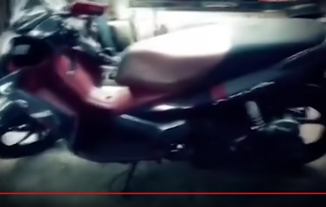 Để đánh lạc hướng cơ quan điều tra, Hiếu mang xe máy của bà H. gửi ở bến xe miền Đông rồi bỏ phiếu giữ xe và chìa khóa vào thùng rác. Sau đó Hiếu mua nhiều sim điện thoại rác tự nhắn vào số điện thoại của mình để chửi mắng rồi lại cho các con của bà H. xem các tin nhắn này.