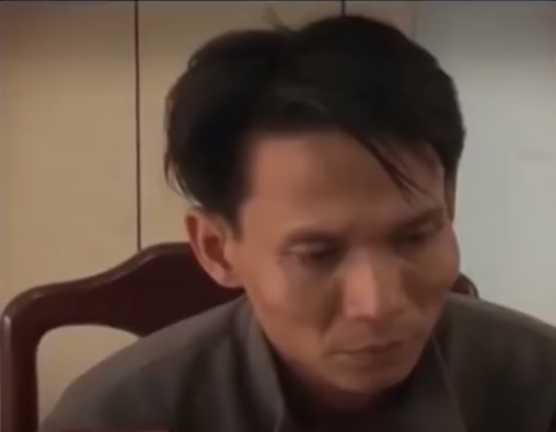 Để thực hiện ý định, Hiếu lấy viên thuốc diệt chuột bỏ vào ống thuốc Vitamin Plus gần nơi bà H. thường sử dụng thuốc để uống. Vào khoảng 17h30 ngày 31/1/2013, Hiếu hòa viên thuốc diệt chuột chung với thuốc điều trị tiêu hóa rồi đưa bà H. uống.