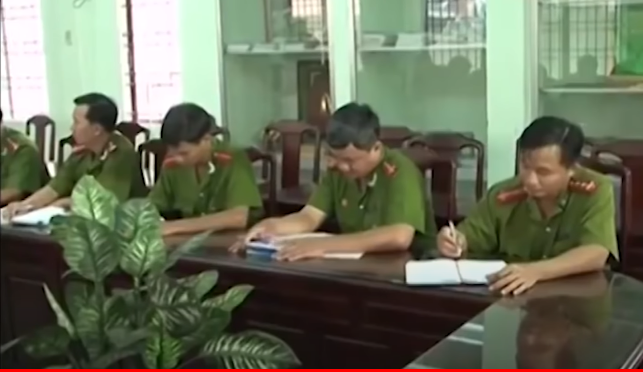 Sau khi mẹ bị mất tích, các con bà H. đọc thấy tin người phụ nữ bị đốt xác ở Bình Dương nên đã đến công an trình báo, kết quả giám định pháp y cho thấy người bị đốt xác biến dạng là bà H.. Kết luận giám định pháp y cho thấy bà H. chết là bởi ngộ độc photpho.