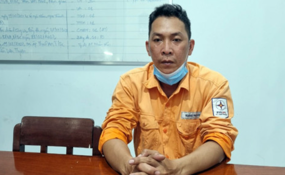  Trộm 33 bình biến áp cùng nhiều thiết bị trị giá 2 tỷ đồng: Vì có chuyên môn trong nghề làm điện lực, Hoàng Phi Long (SN 1986, ngụ xã Tân Hiệp B, huyện Tân Hiệp, Kiên Giang) đã lấy trộm 33 bình biến áp và các thiết bị khác tại 11 trạm bơm nước ở huyện Tân Hiệp (tổng giá trị hơn 2 tỷ đồng) bán lấy tiền trả nợ. Ngày 18/3, Công an huyện Tân Hiệp cho biết đã bắt tạm giam Long. 