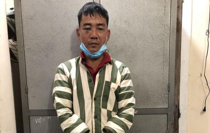  Khởi tố đối tượng đâm thủng ruột Phó Trưởng Công an xã: Chiều 17/11, VKSND huyện Phú Lộc (Thừa Thiên-Huế) phê chuẩn khởi tố bị can Võ Đức Cường (SN 1971, ở xã Lộc Trì, huyện Phú Lộc, tỉnh Thừa Thiên-Huế) người đã đâm trọng thương đại úy Nguyễn Thành Chung, Phó trưởng Công an xã Lộc Trì. Trước đó, Cường cùng con trai và 2 người con gái mang theo dao đến nhà ông Trần Thanh Tân, Phó Chủ tịch UBND xã Lộc Trì để gây gổ.