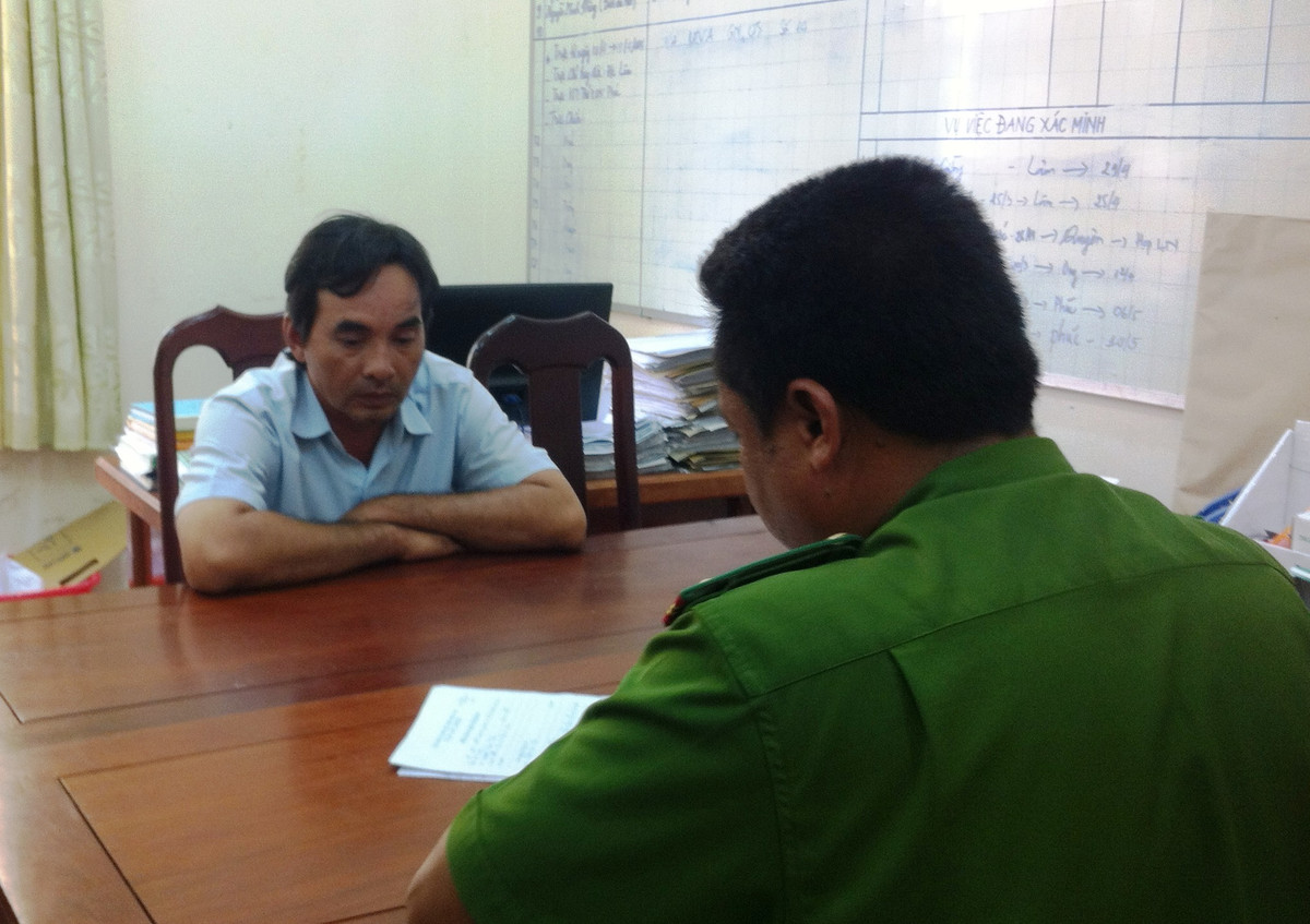 Theo lời khai nhận của Yép, anh ta vừa là chủ, kiêm tài xế xe khách chạy tuyến Cà Mau - Châu Đốc (An Giang). Thời gian hành nghề tại Cà Mau, Yép đã quen và quan hệ tình cảm với Luyến - Luyến bán quán giải khát, ăn uống tại bến xe khách Cà Mau. Gần đây, chị Luyến quen người đàn ông khác và làm thêm nghề thầu số đề. 