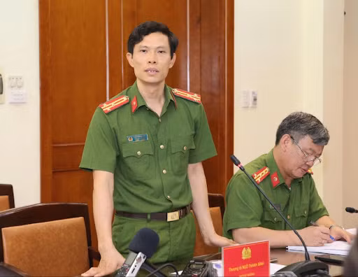 Sau khi tốt nghiệp Học viện Cảnh sát năm 2001, ông Bình về công tác tại Cục Cảnh sát điều tra tội phạm về ma túy từ đó đến nay. 