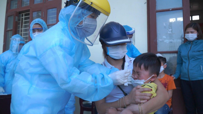 Dieu kien xuat vien doi voi F0 la tre em