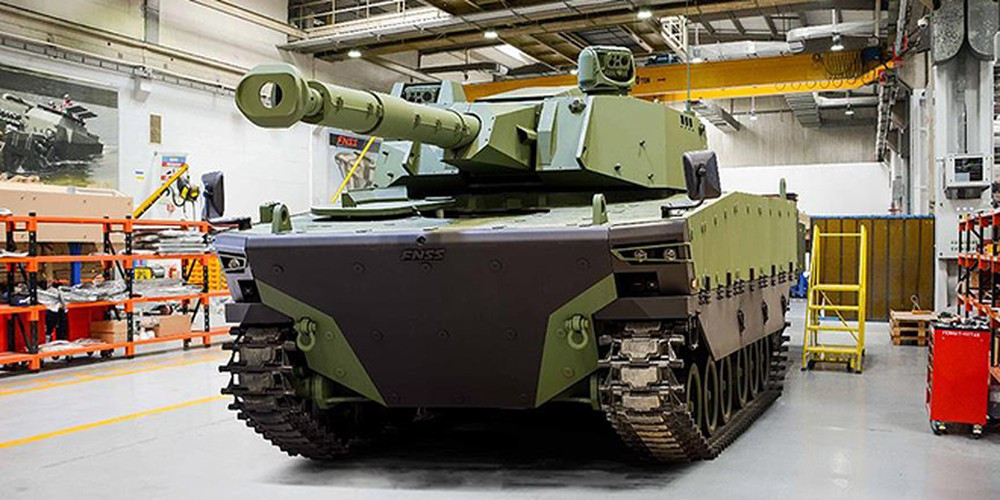 Xe tăng hạng trung MMWT sử dụng hệ dẫn động tự động toàn phần, cho vận tốc tối đa 70 km/h trên đường nhựa cùng tầm hoạt động 500 km.