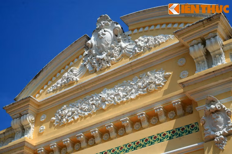 Cuối cùng dinh thự cổ tuyệt đẹp này được giao cho Bảo tàng Tỉnh Kiên Giang cho đến nay.