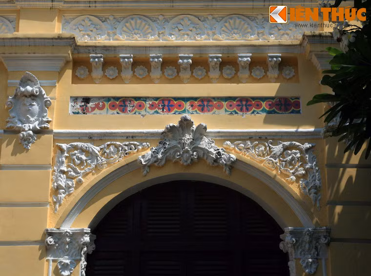 Trong các năm 1970–1973, đoàn cố vấn Mỹ ở Rạch Giá đã mướn ngôi nhà này để làm Sở Mỹ.