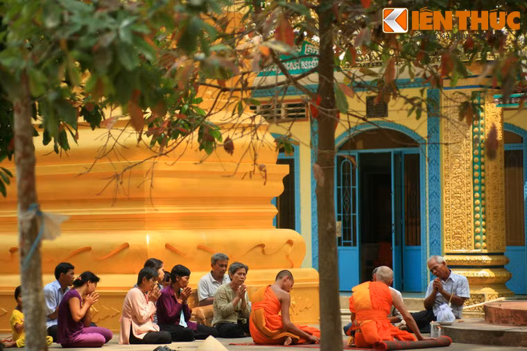 Chùa không chỉ là nơi tu hành của các vị sư, mà còn là nơi giáo dục đạo đức và bảo tồn truyền thống văn hóa nghệ thuật của của người Khmer.