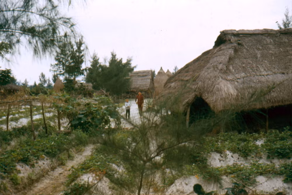 Một ngôi làng ở miền Trung.