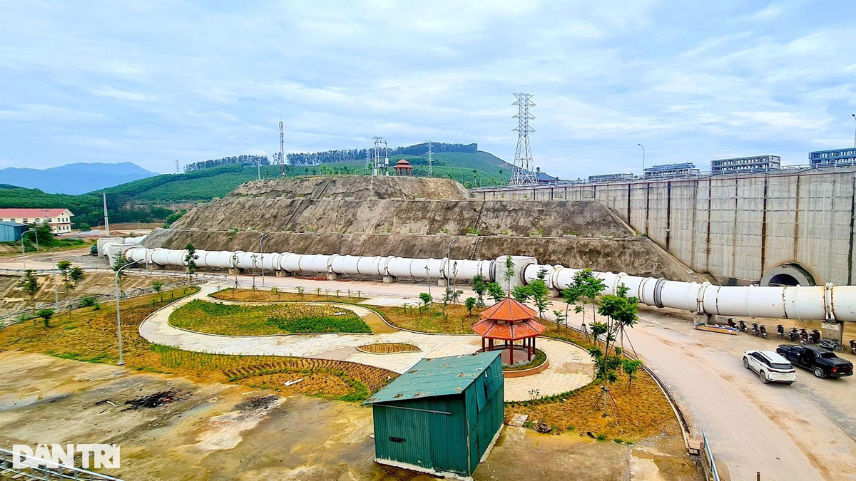 Đây là công trình thủy nông lớn nhất Nghệ An, sức chứa 225 triệu m3 nước. Khi đi vào hoạt động sẽ phục vụ tưới tiêu cho gần 20.000ha đất nông nghiệp ở các huyện Quỳ Hợp, Nghĩa Đàn, Tân Kỳ, thị xã Thái Hòa và 3 xã của huyện Anh Sơn; cấp nước về sông Cả vào mùa hạn 23 m3/giây; cắt giảm lũ vào mùa mưa.