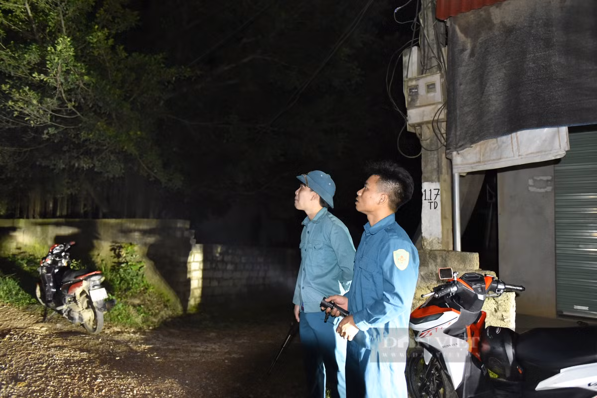 Các chốt chặn luôn nêu cao tinh thần cảnh giác. (Ảnh: Dân Việt)