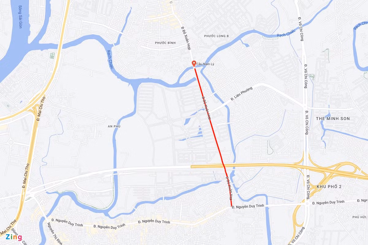 Đỗ Xuân Hợp là tuyến đường quan trọng kết nối quận 9 và quận 2 cũ, được quy hoạch mở rộng để giảm tình trạng ùn tắc, đáp ứng nhu cầu đi lại của cư dân trong khu vực. Ảnh: Google Maps. *(Tiêu đề đã được BTV đặt lại)