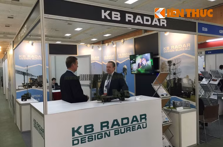 Một trong những gian hàng đáng quan tâm nhất tại HSE 2016 là thuộc Công ty cổ phần quản lý "hệ thống radar" mang tên KB Radar của Cộng hòa Belarus.