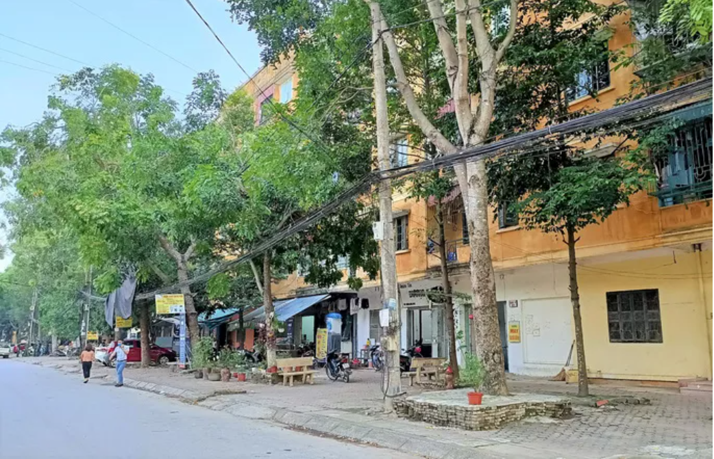 NONG: Lai xe cho doan chuyen gia Trung Quoc o Thanh Hoa duong tinh SARS-CoV-2