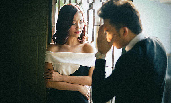 Bo cua chong nop don xin viec, vo nhan vao lam va man danh ghen ba dao