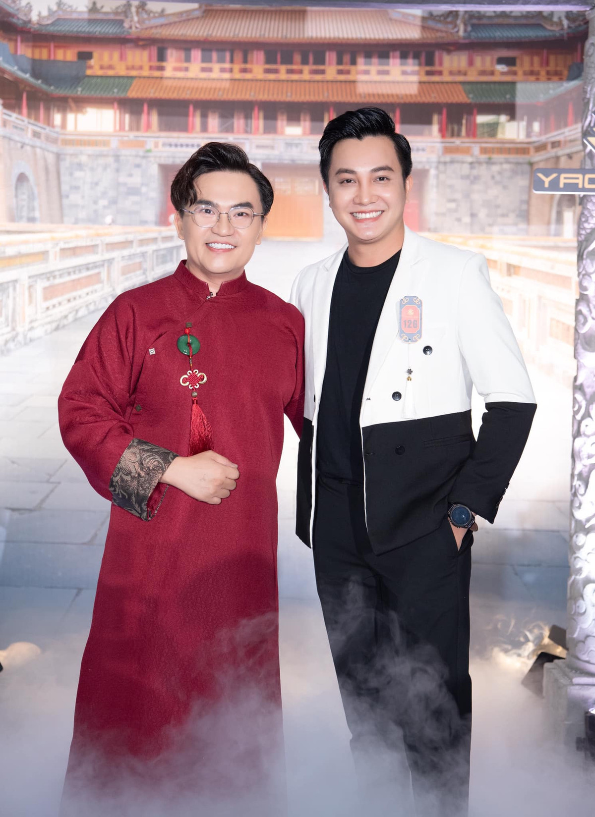 MC Dai Nghia tuoi 46 chua vo con, song trong biet thu cung dien-Hinh-13