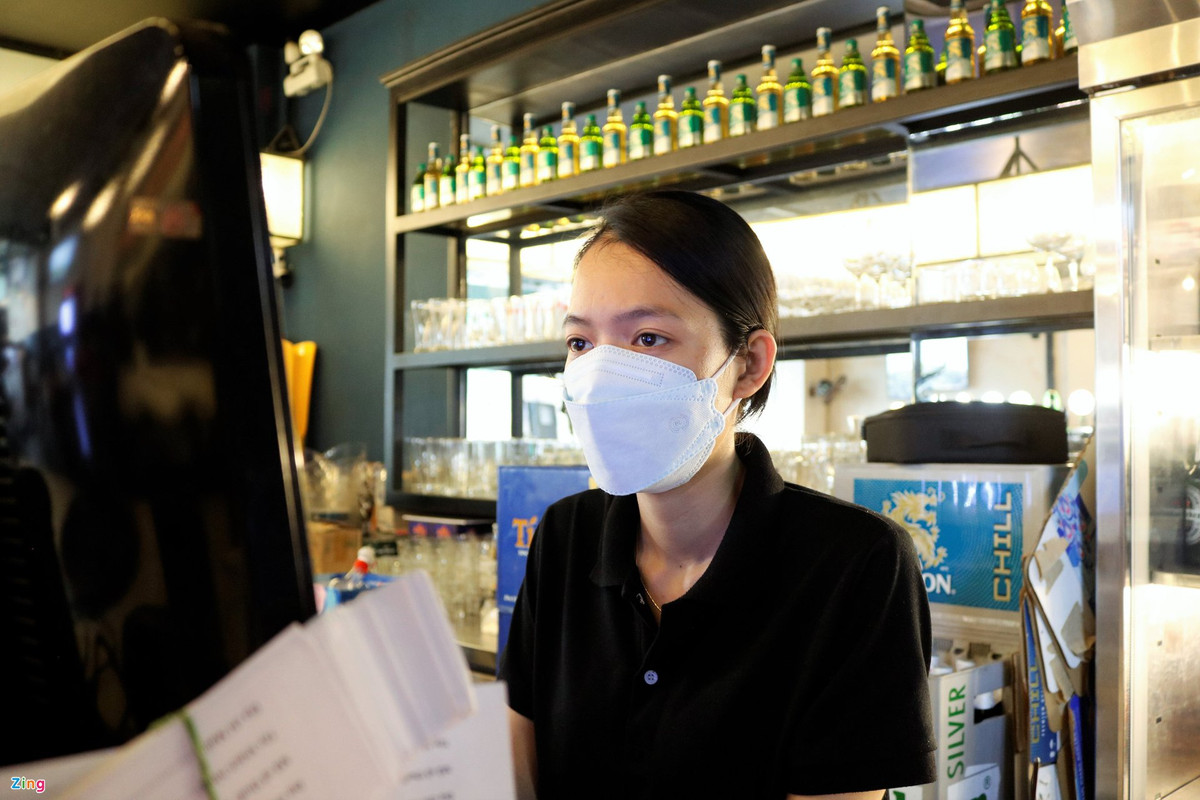 Nha hang o TP.HCM chay dua trong mua tiec tat nien-Hinh-2