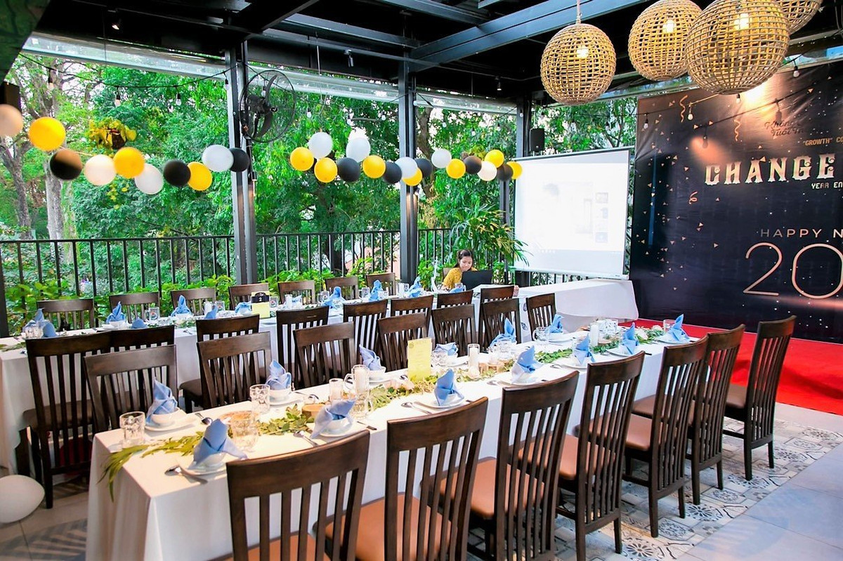 Nha hang o TP.HCM chay dua trong mua tiec tat nien-Hinh-4