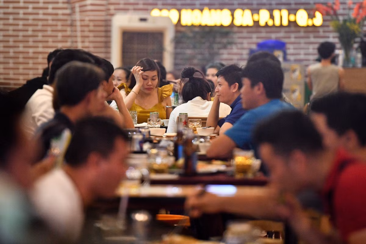 Nha hang o TP.HCM chay dua trong mua tiec tat nien-Hinh-5