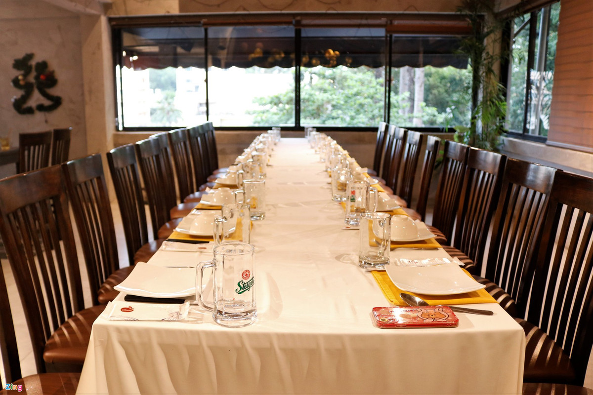 Nha hang o TP.HCM chay dua trong mua tiec tat nien-Hinh-3