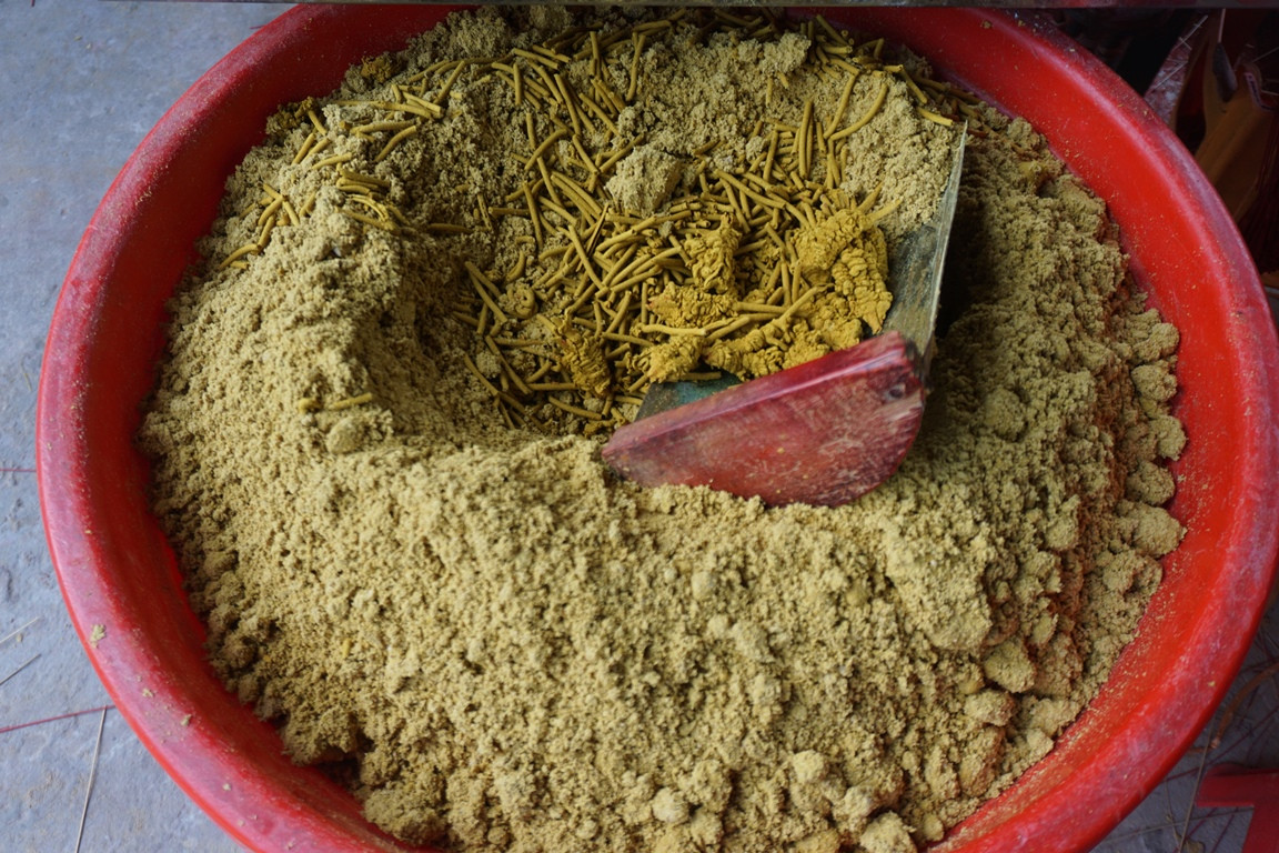 Ghe tham lang “gin giu linh hon nguoi da khuat”-Hinh-3