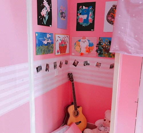 Rất nhiều cư dân mạng đang là học sinh trung học cho biết, họ có ấn tượng rất tốt với đại học Tây Hoa khi xem những hình ảnh này. Việc ban quản lý xem trọng ý tưởng của sinh viên sẽ khiến những sinh viên thoải mái và kích thích hứng thú học tập hơn.