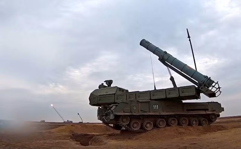 Nếu không quân Azerbaijan thời điểm thập niên 1990 khá yếu và các hệ thống phòng không của Armenia cũng như NKR đủ sức chống lại, nhưng bây giờ chúng ta thấy một tình hình hoàn toàn khác.