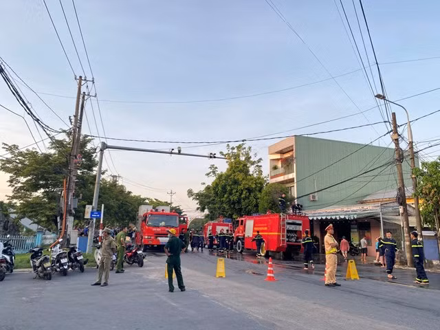 Quảng Nam: Cháy nhà lúc rạng sáng, hai vợ chồng tử vong - Hình 2 Quang Nam: Chay nha luc rang sang, hai vo chong tu vong-Hinh-2