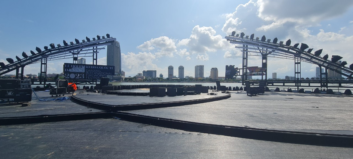 Sau 3 năm tạm dừng, Lễ hội Pháo hoa Quốc tế Đà Nẵng 2023 trở lại trong sự mong đợi của đông đảo người dân và du khách, trở thành một trong những điểm nhấn của mùa du lịch hè năm nay.